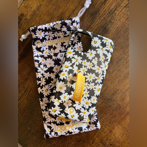 Loopy Case Accessories - IPhone 11 Pro  Loopy Case